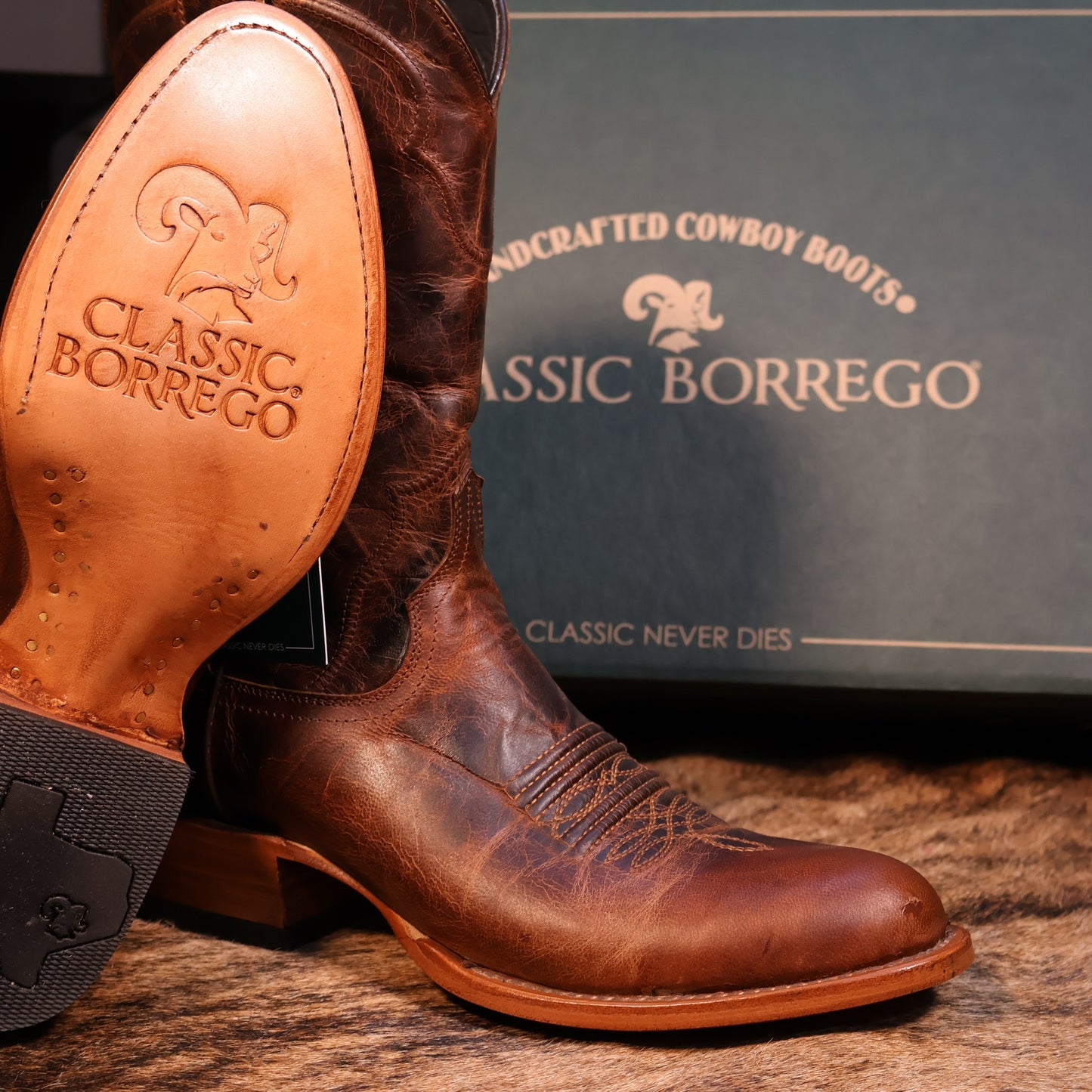 Rodeo Royale - Honey Cowboy Boots